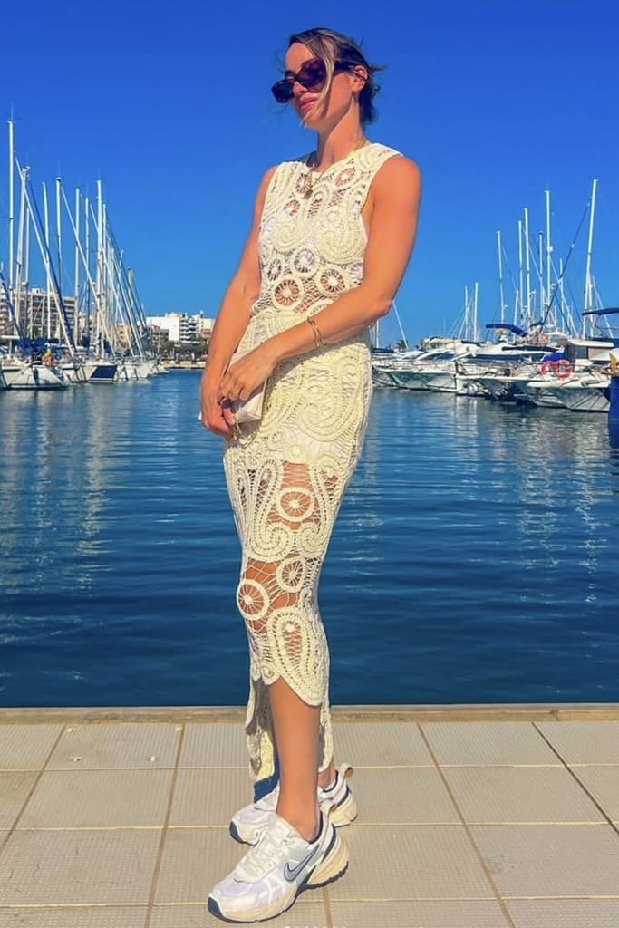 Kosovare-Asllani-net-dress